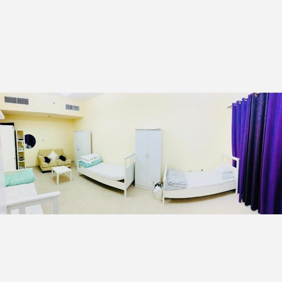 Nash Guest House Females Only Dubaï Chambre photo